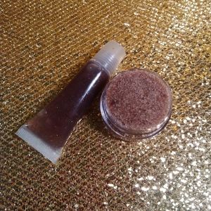 Lipgloss and lip scrub